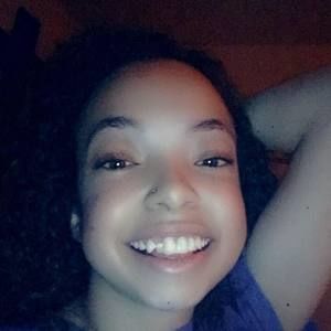 Meet your Posher, Zyanna